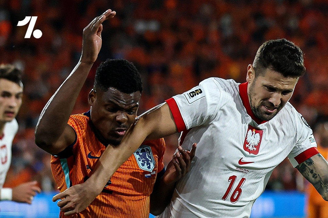 Hà Lan đánh rơi chiến thắng trước Ba Lan