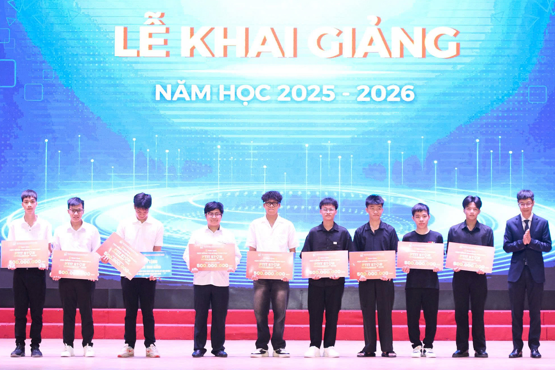 khai giang PTIT 04.jpg