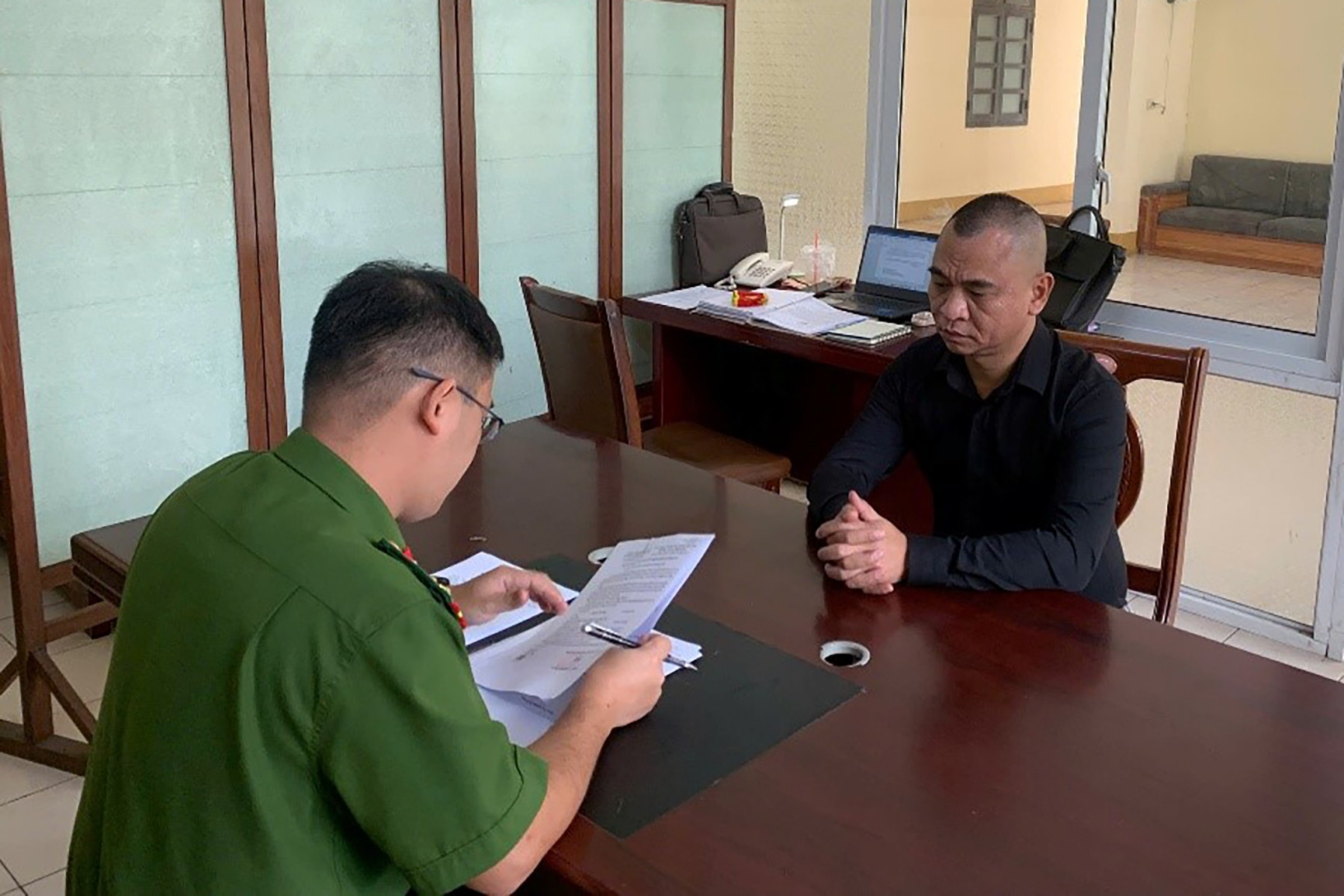 Khởi tố chủ quán bar ở Quảng Ninh liên quan vụ điện giật, 2 người tử vong