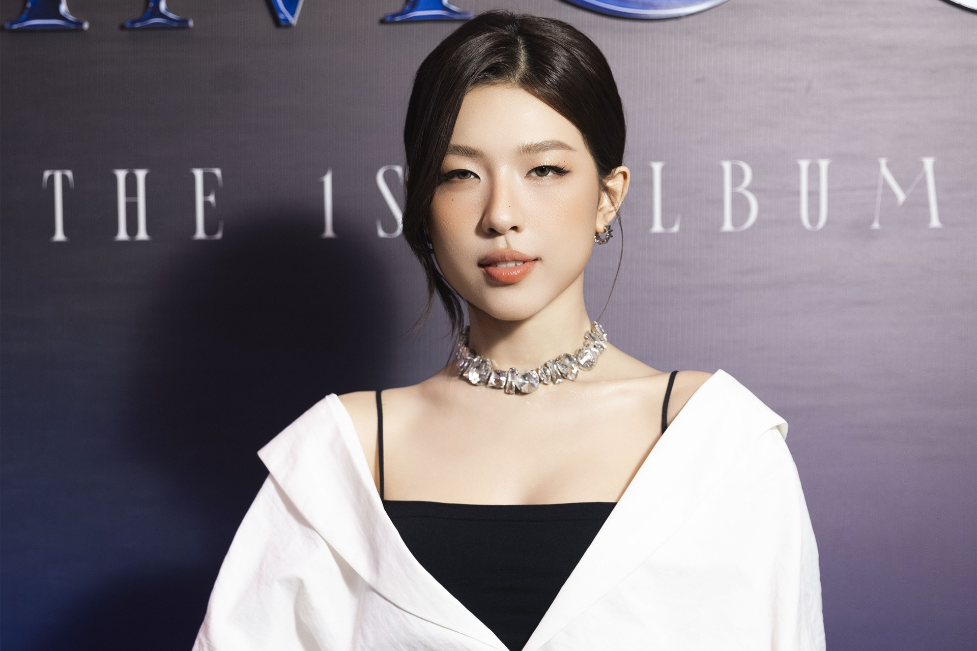 Món quà 'Em xinh' Lamoon tặng cô Út Khờ phim 'Địa đạo'