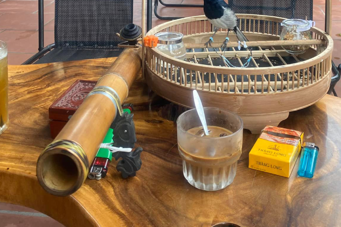 Nghiện thuốc lá, thuốc lào, người đàn ông phải cấp cứu do nhồi máu cơ tim