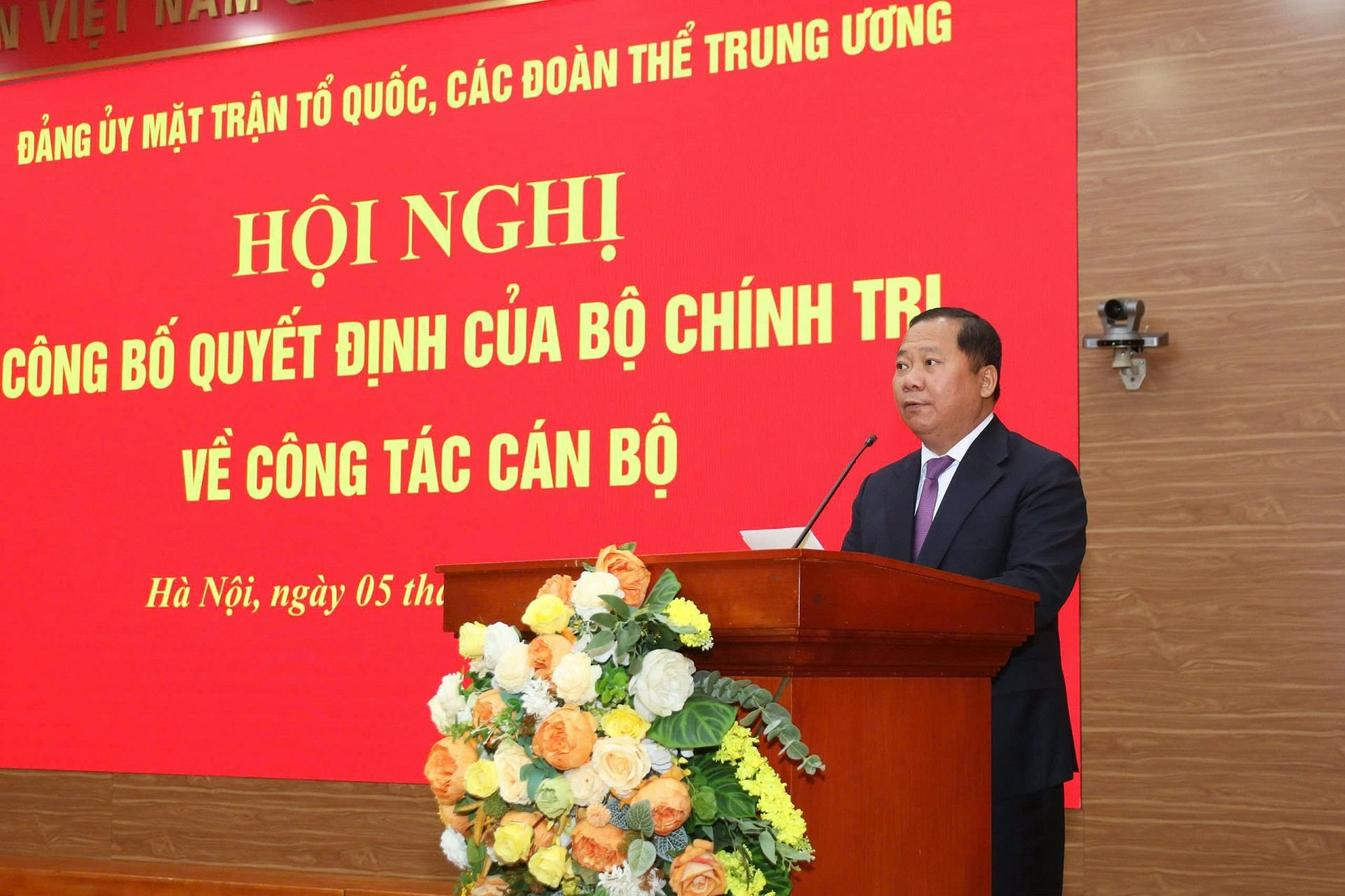 Ông Nguyễn Phi Long làm Phó bí thư Đảng ủy MTTQ, các đoàn thể Trung ương