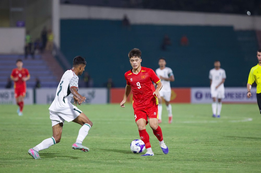 U23 Viet nam vs U23 Bangladesh 2.jpg
