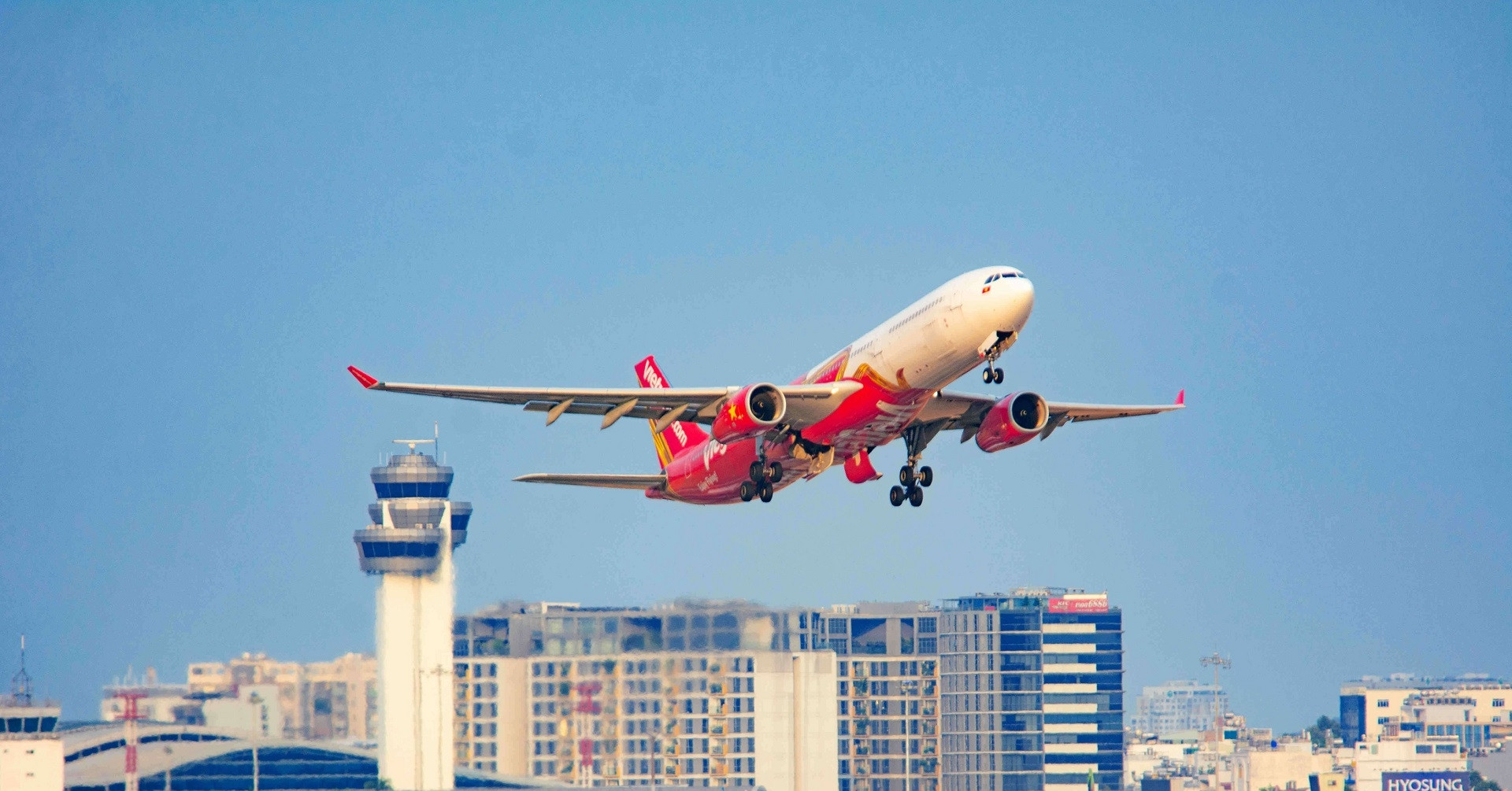 Vietjet được AirlineRatings vinh danh Giải thưởng bền vững 2025