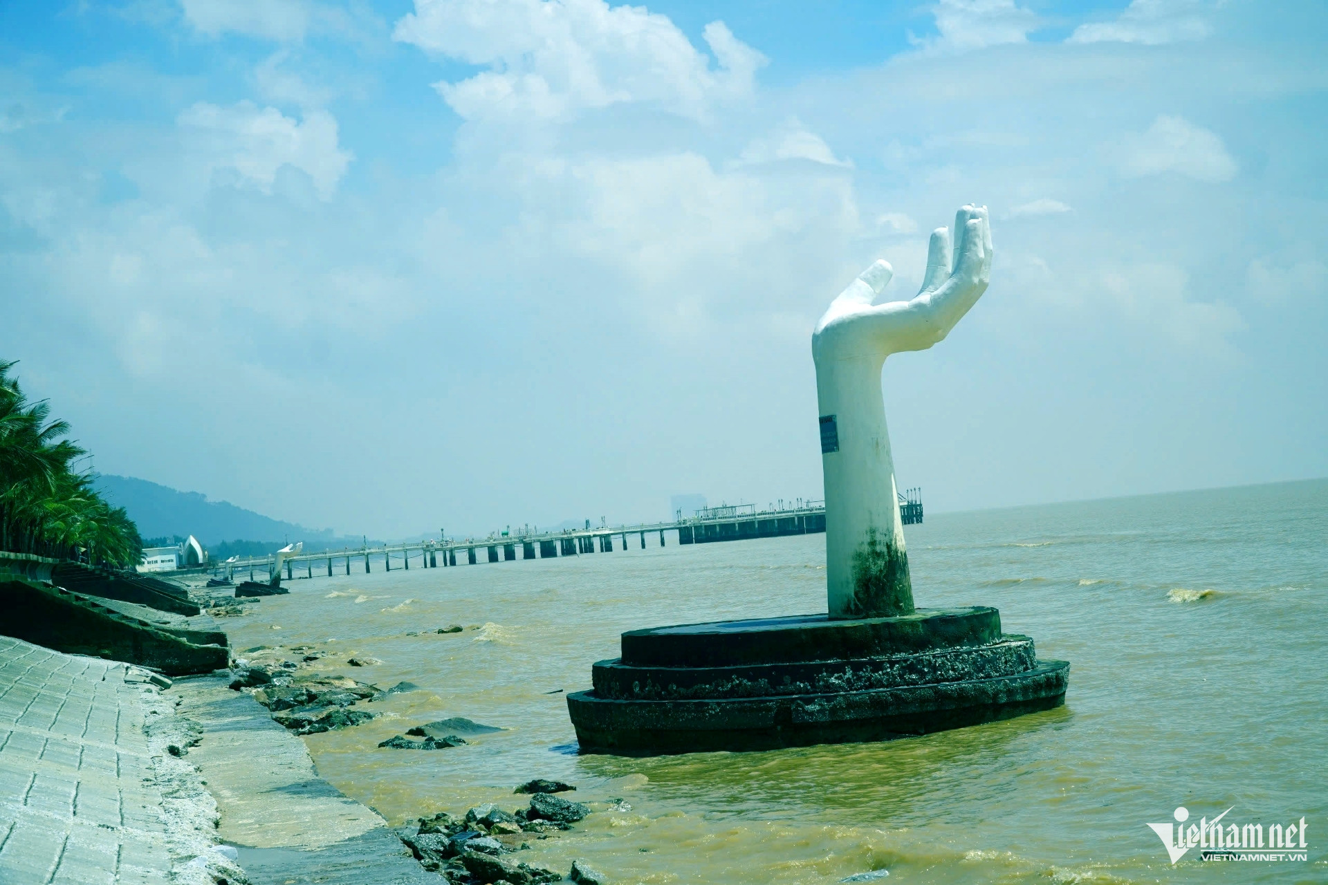 W-a3cánh tay khổng lồ.jpg