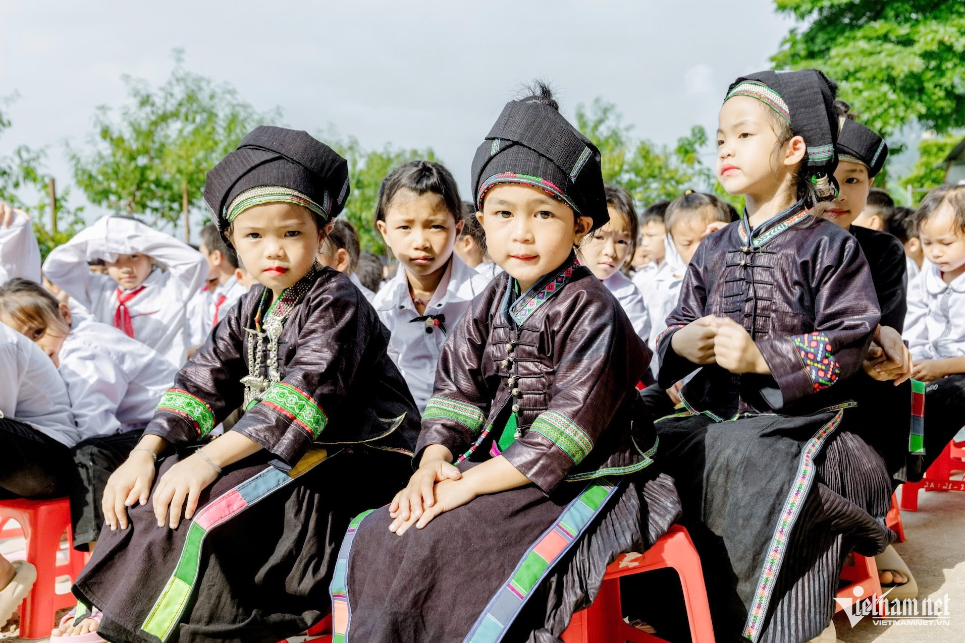 W-និស្សិតជនជាតិភាគតិច 12.jpg