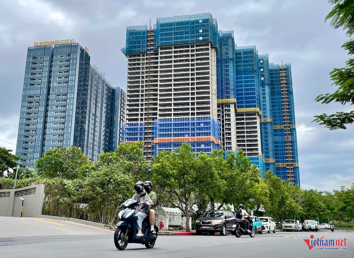 W-phát đạt corporation.jpg