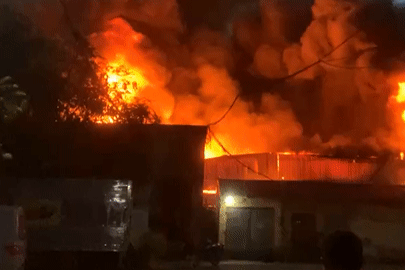 Bản tin cuối ngày 6/9: Cháy lớn ở khu nhà xưởng, lửa sáng rực một góc trời