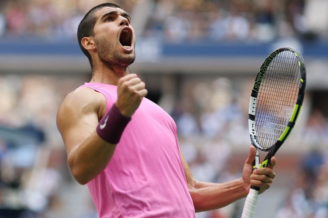 Alcaraz đòi nợ Djokovic, vào chung kết US Open