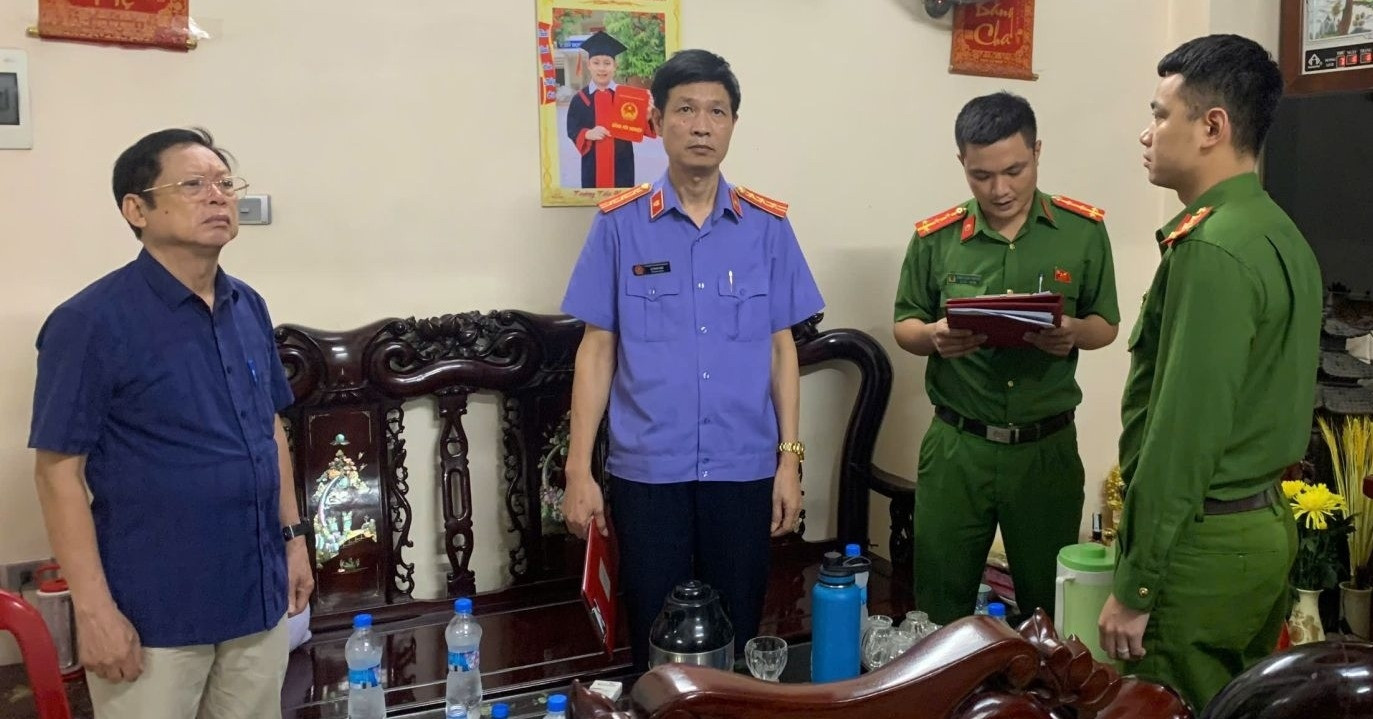Bắt Giám đốc và Chủ tịch HĐQT hai công ty trong ổ nhóm tội phạm do Ý &amp;apos;ẻng&amp;apos; cầm đầu
