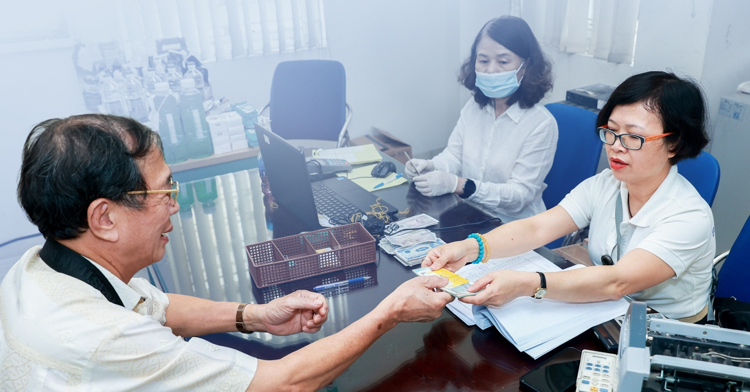 Đóng BHXH 20 năm nhưng chưa đủ tuổi hưu, người ...