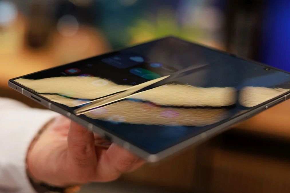 iPhone 17 chưa ra mắt, Apple đã đối mặt tín hiệu đáng lo ngại