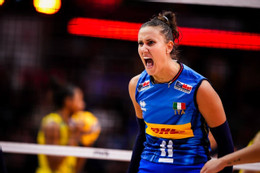 Italia thắng nghẹt thở Brazil, tranh vô địch thế giới với Thổ Nhĩ Kỳ