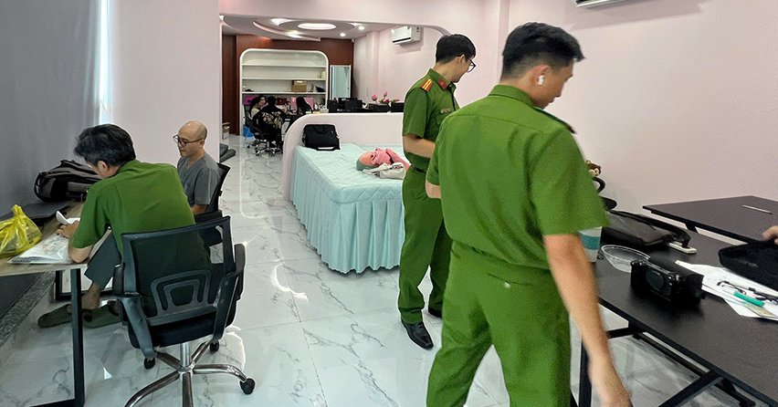 Lật tẩy chiêu trò dụ hơn 500 khách hút mỡ bụng, thu lợi cả chục tỷ đồng