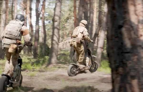 Phương tiện giúp lính Ukraine luồn lách trên tiền tuyến, né đòn tấn công của Nga