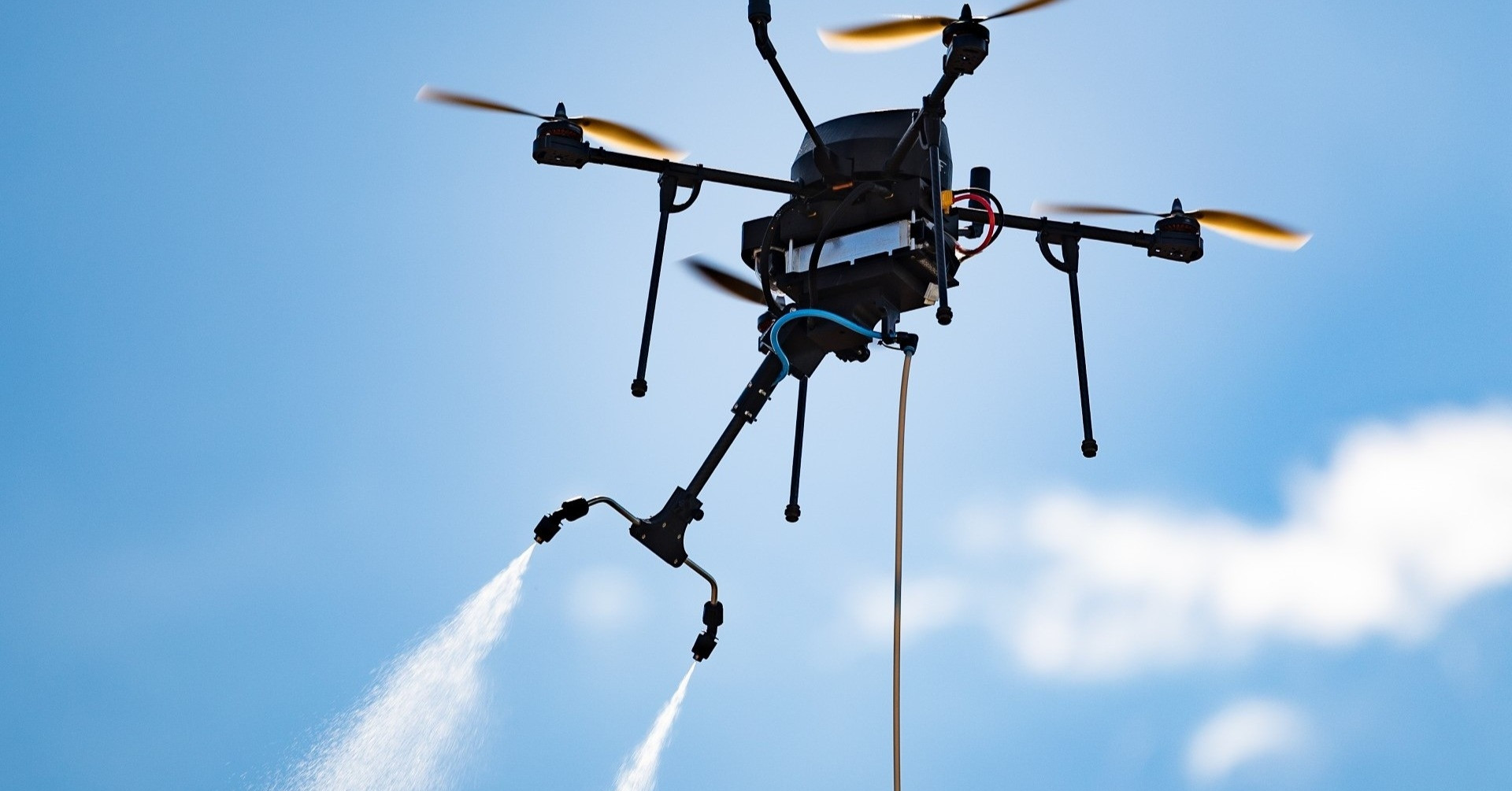 Chiếc drone 2,4kg bất ngờ giải quyết nỗi lo của...