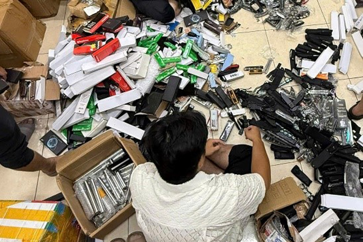 Công an Hà Nội triệt phá đường dây rao bán vũ khí trên mạng