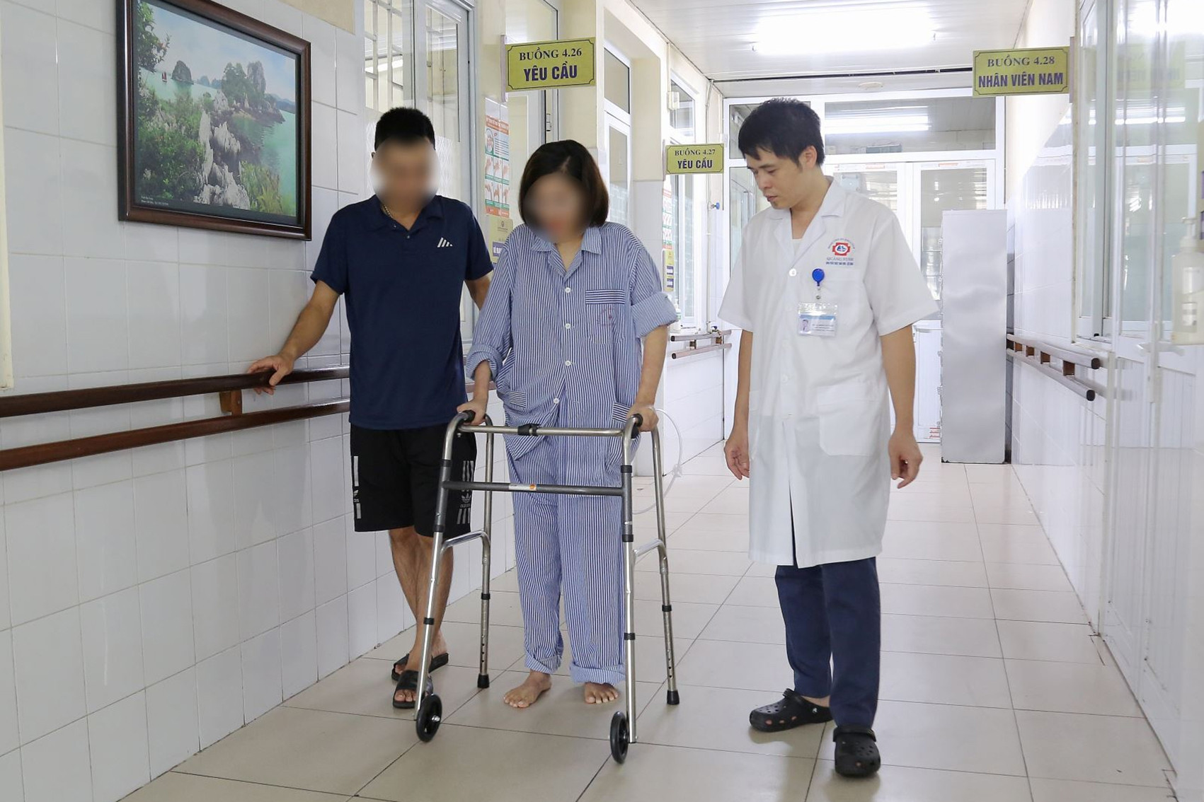 Cứu sống người phụ nữ 31 tuổi nhảy cầu Bãi Cháy