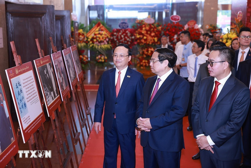 thu tuong du le ky niem 80 nam ngay thanh lap dai tieng noi viet nam 6.jpg