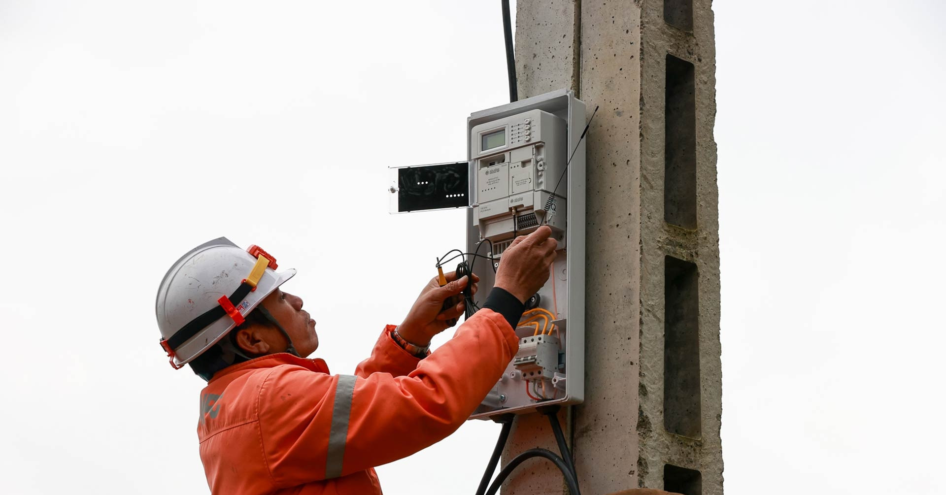 Tiền điện tháng 8 tăng vọt gây ồn ào; ông chủ chiếc tivi giá rẻ bị truy tố