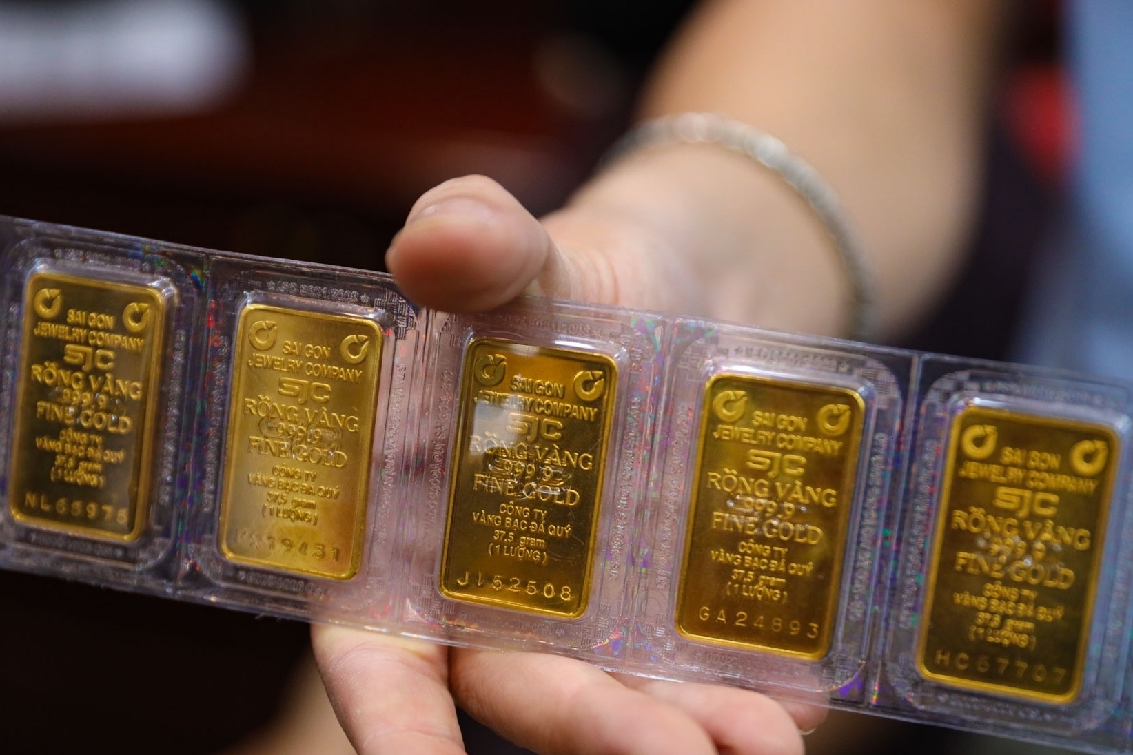 Giá vàng hôm nay 8/9/2025: SJC giảm mạnh sau chỉ đạo ‘nóng’ của Thủ tướng