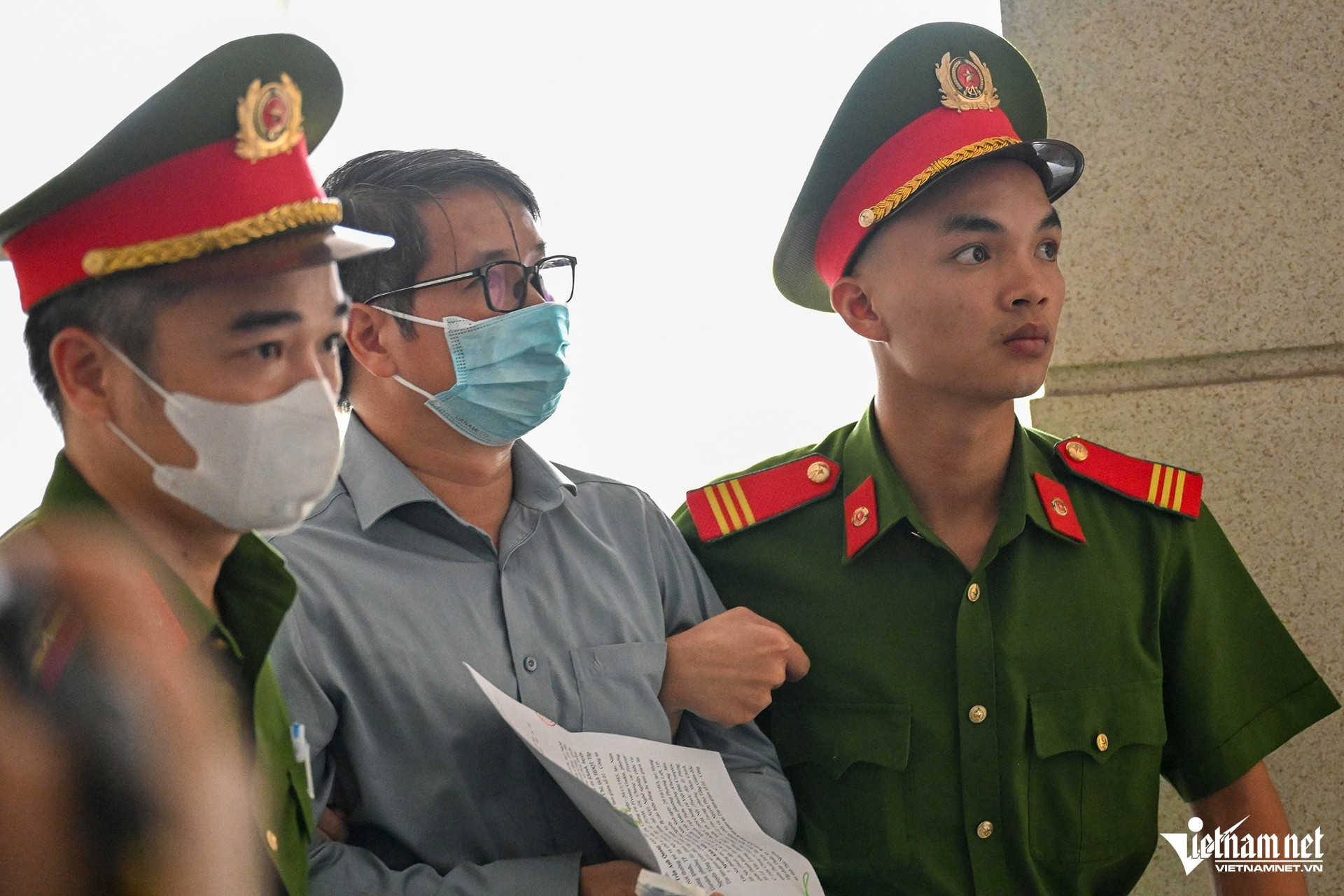 Bản tin sáng 8/9: Cựu Phó Chủ nhiệm Văn phòng Quốc hội Phạm Thái Hà hầu tòa