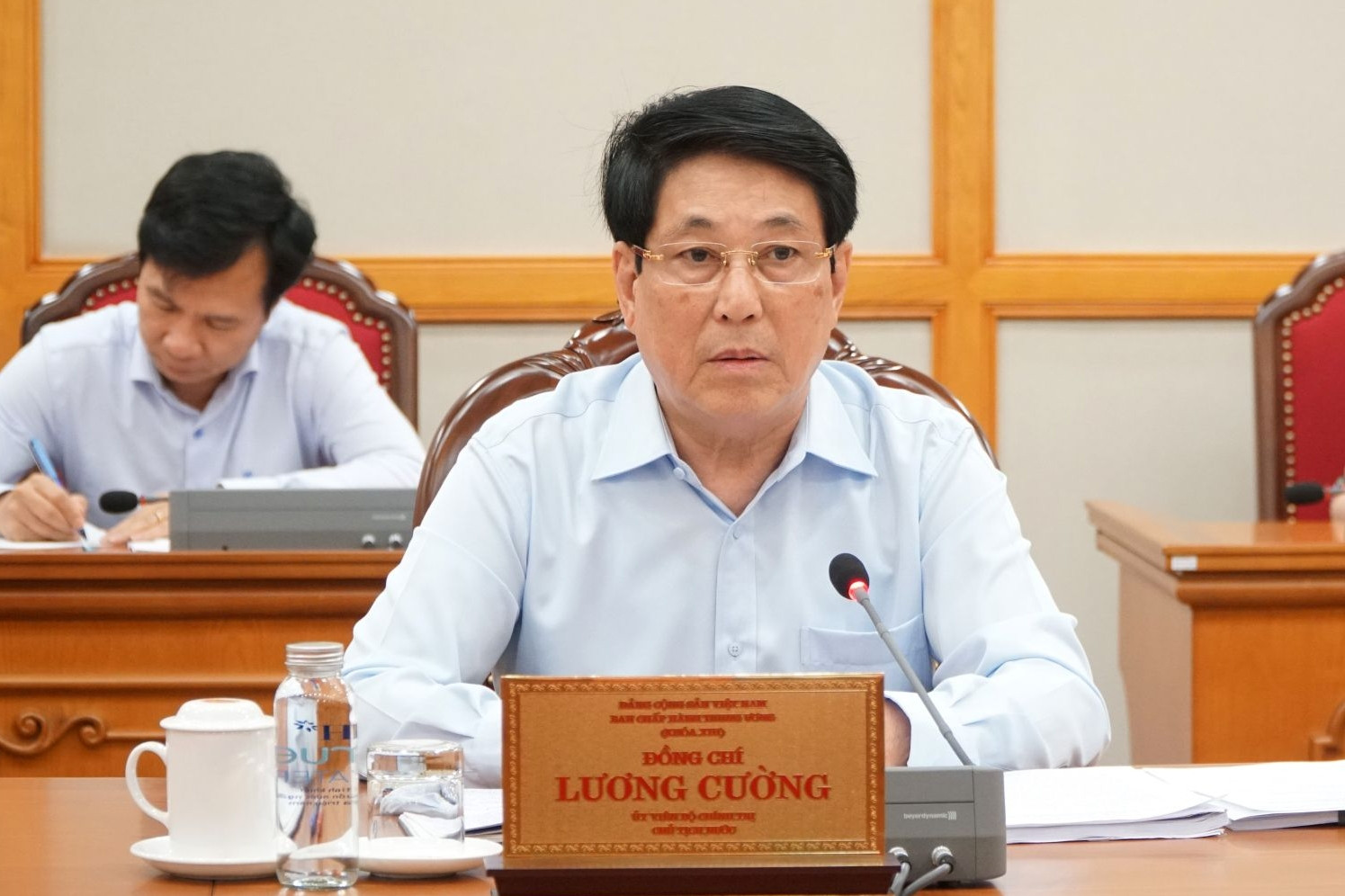 Bộ Chính trị cho ý kiến phương án nhân sự khóa mới của 6 tỉnh