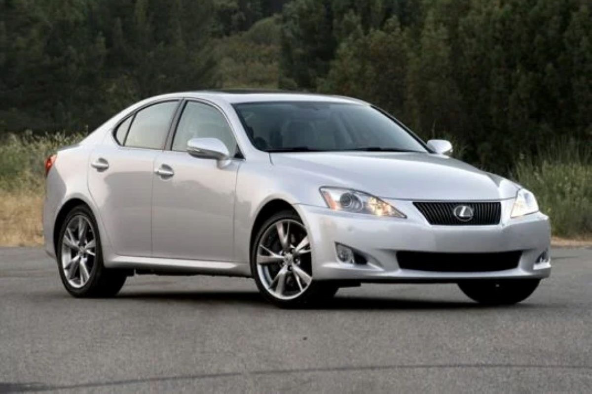 Lexus IS 2009.jpg