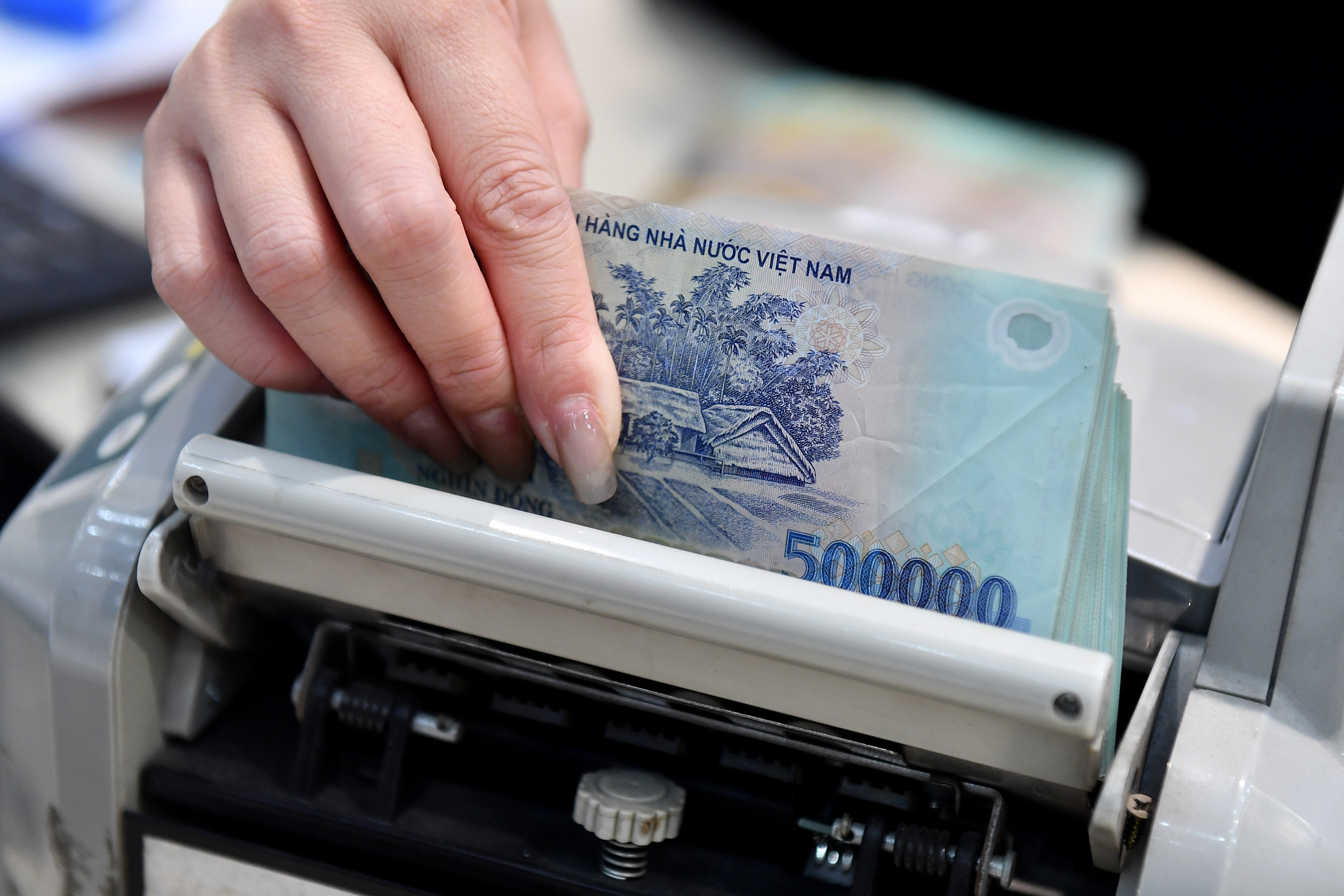 Lãi suất ngân hàng 8/9/2025: Lãi suất huy động thực tế khác xa niêm yết