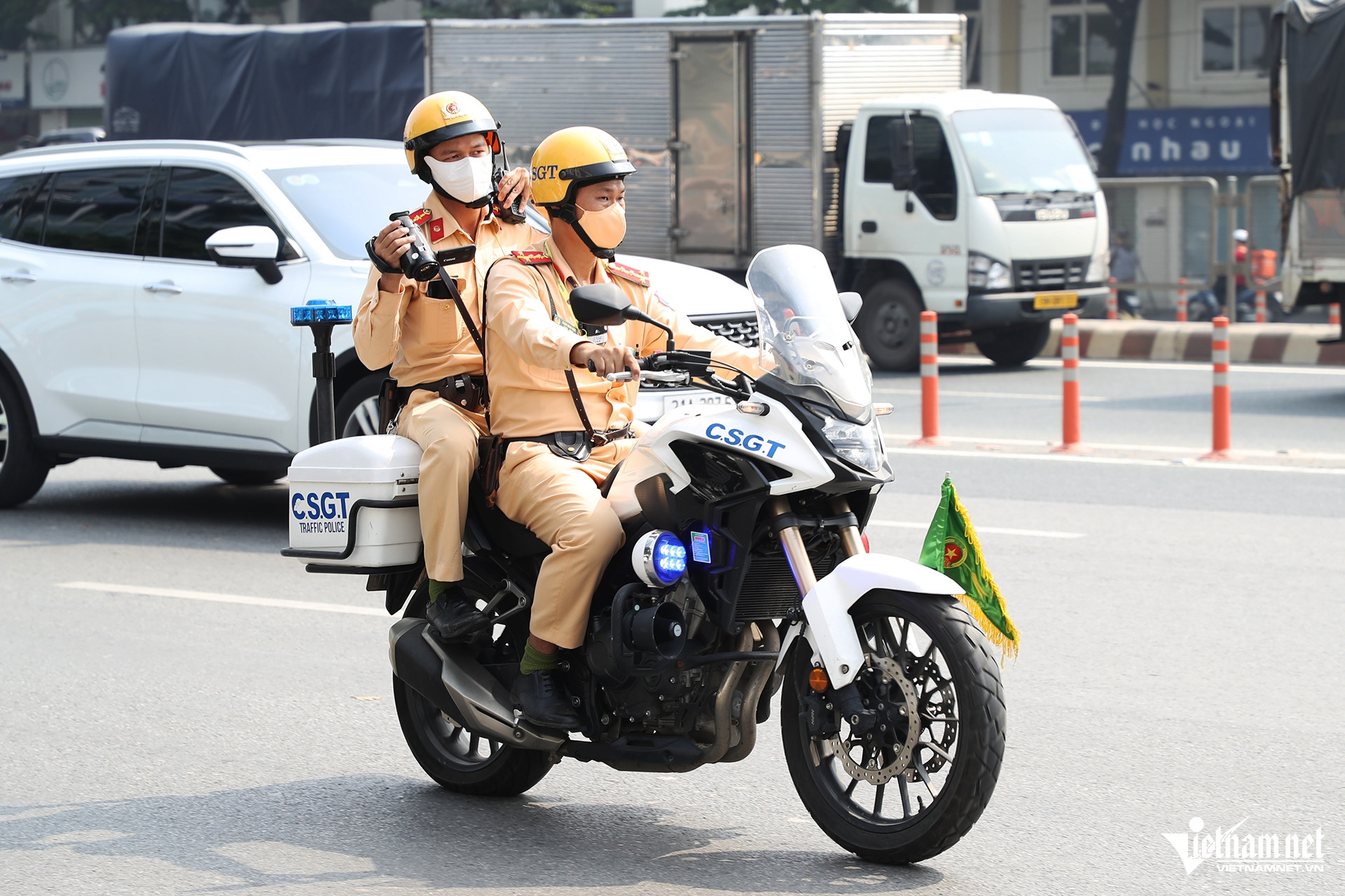 W-HIEU0675.jpg