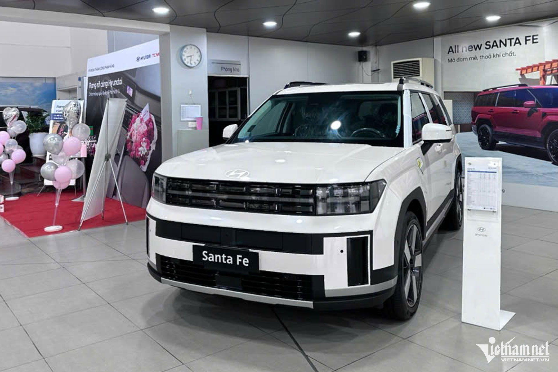 W-Hyundai Santa Fe  (2).jpg