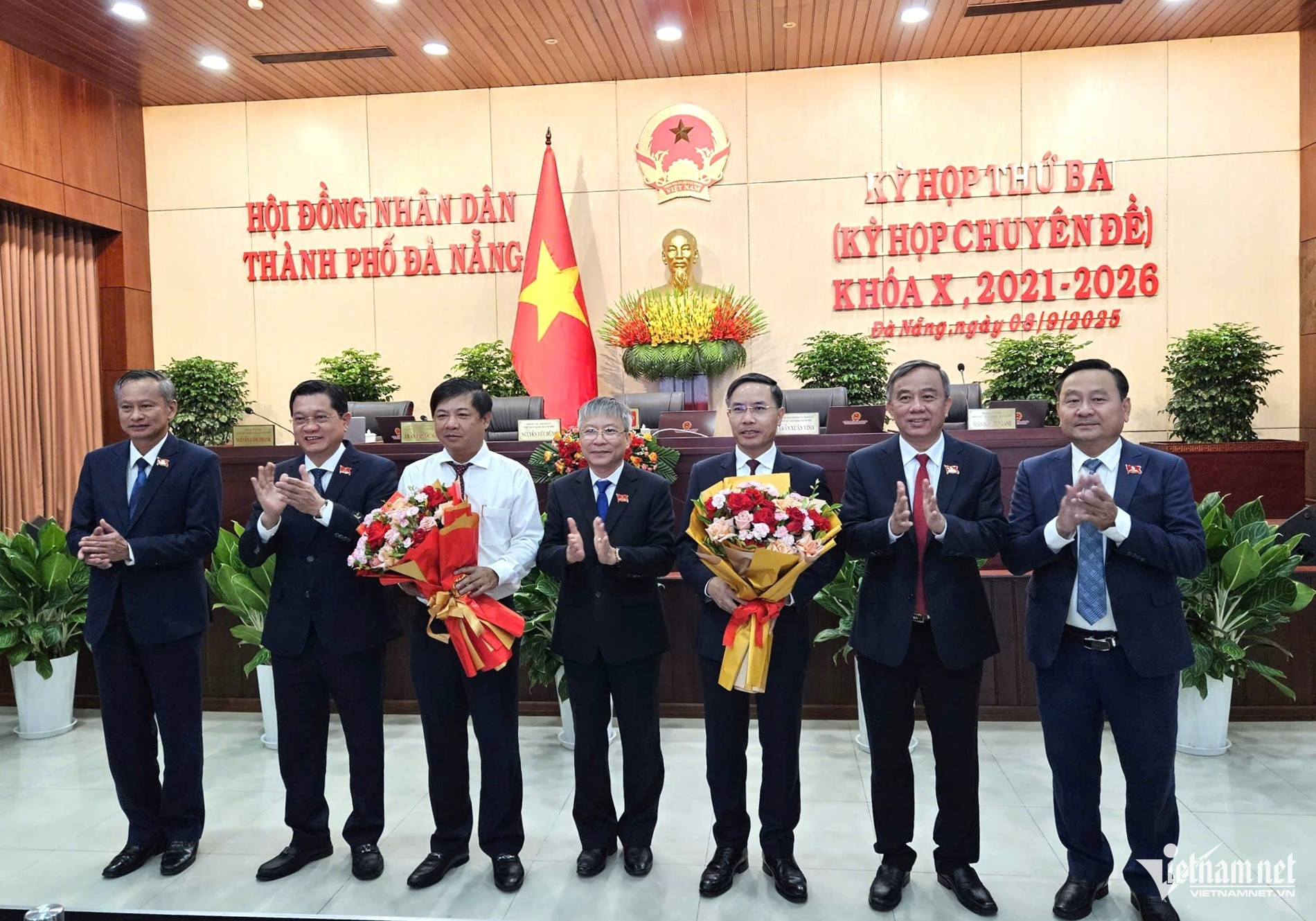 W-z6988500735195_5450cafa08eb96e5c6a46f6f515642a0.jpg