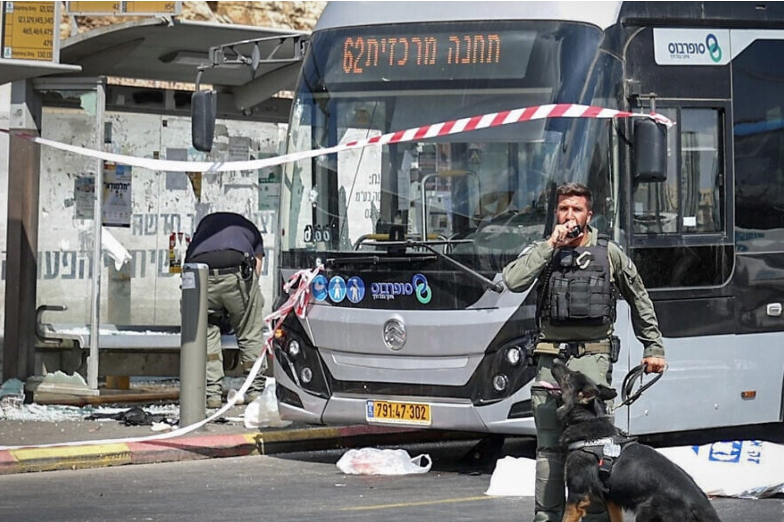 Xả súng thảm sát ở Israel, 2 kẻ tấn công bị bắn hạ