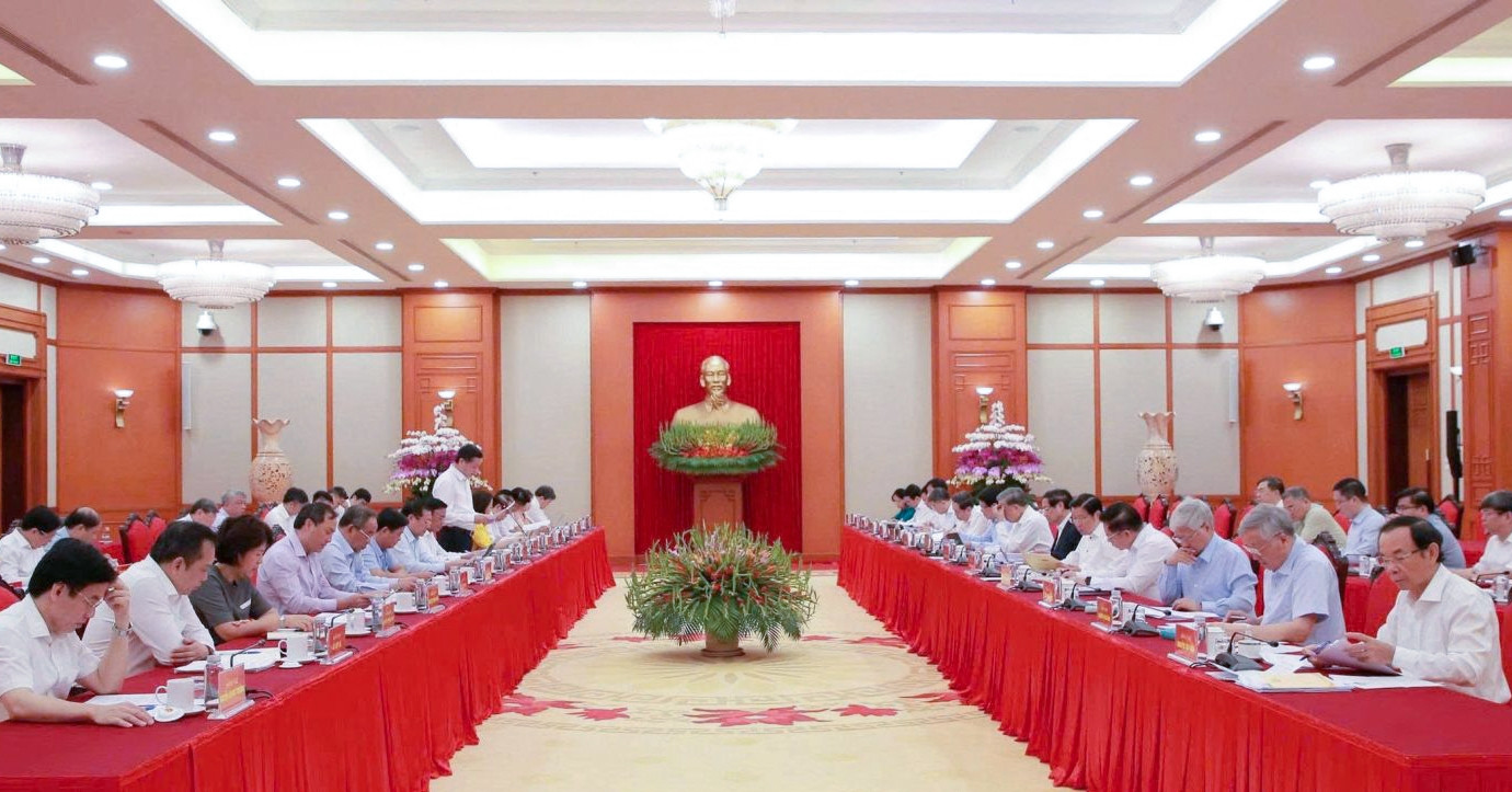 Bộ Chính trị yêu cầu các địa phương hoàn thiện phương án nhân sự khóa mới