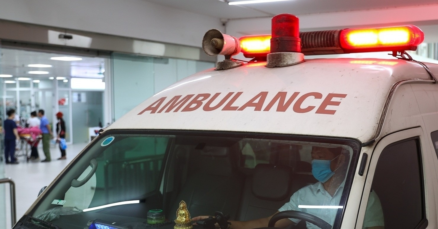 Cháu bé cấp cứu vì sai lầm của bà nội