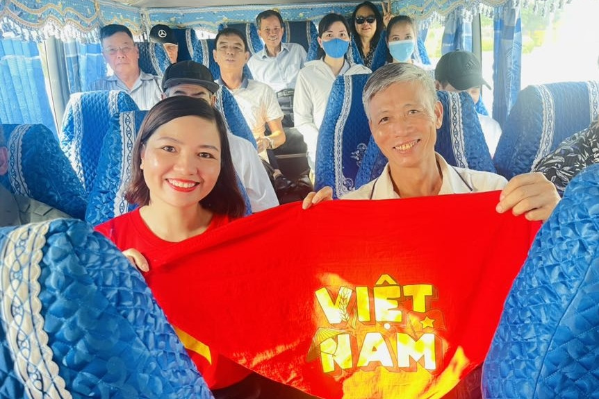 Cuộc gọi lúc nửa đêm của Chủ tịch Thành phố và chuyện dân Hải Phòng đi xem triển lãm