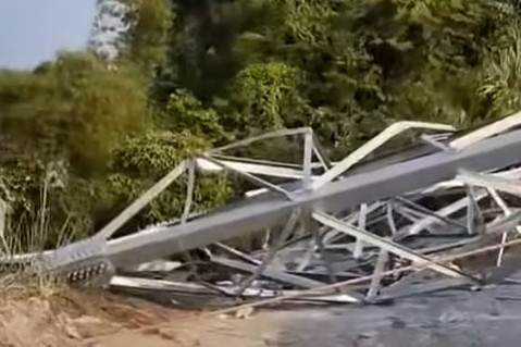 Gãy cột điện, một người tử vong