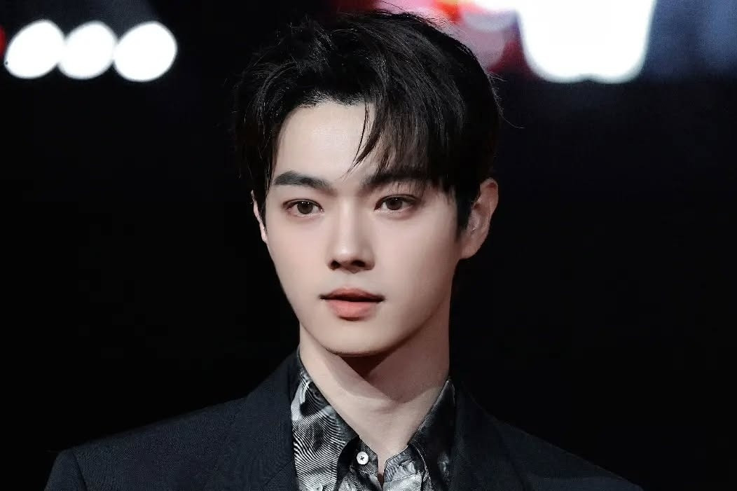 Hứa Khải ‘Diên Hy công lược’ bị loại khỏi dự án phim mới vì nghi vấn cờ bạc