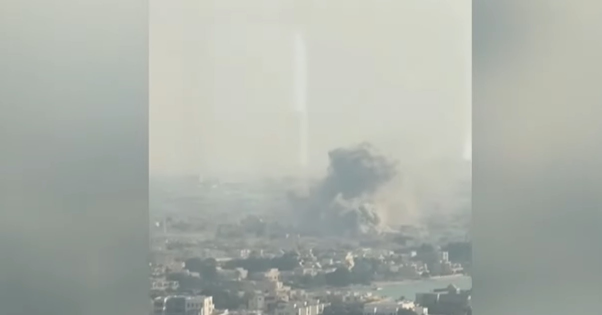Israel tấn công nơi nhóm họp của lãnh đạo Hamas...