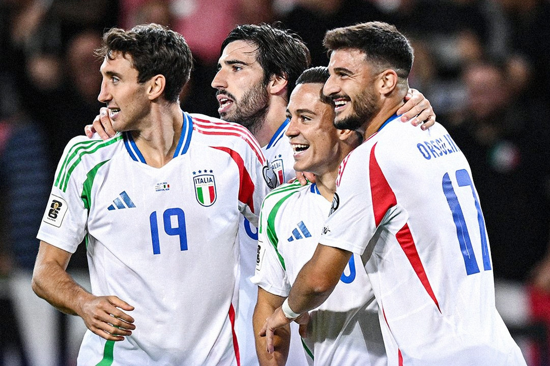 Italia đánh bại Israel sau màn rượt đuổi tỷ số 'điên rồ'