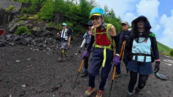 kokichi climbing mount fuji.jpg