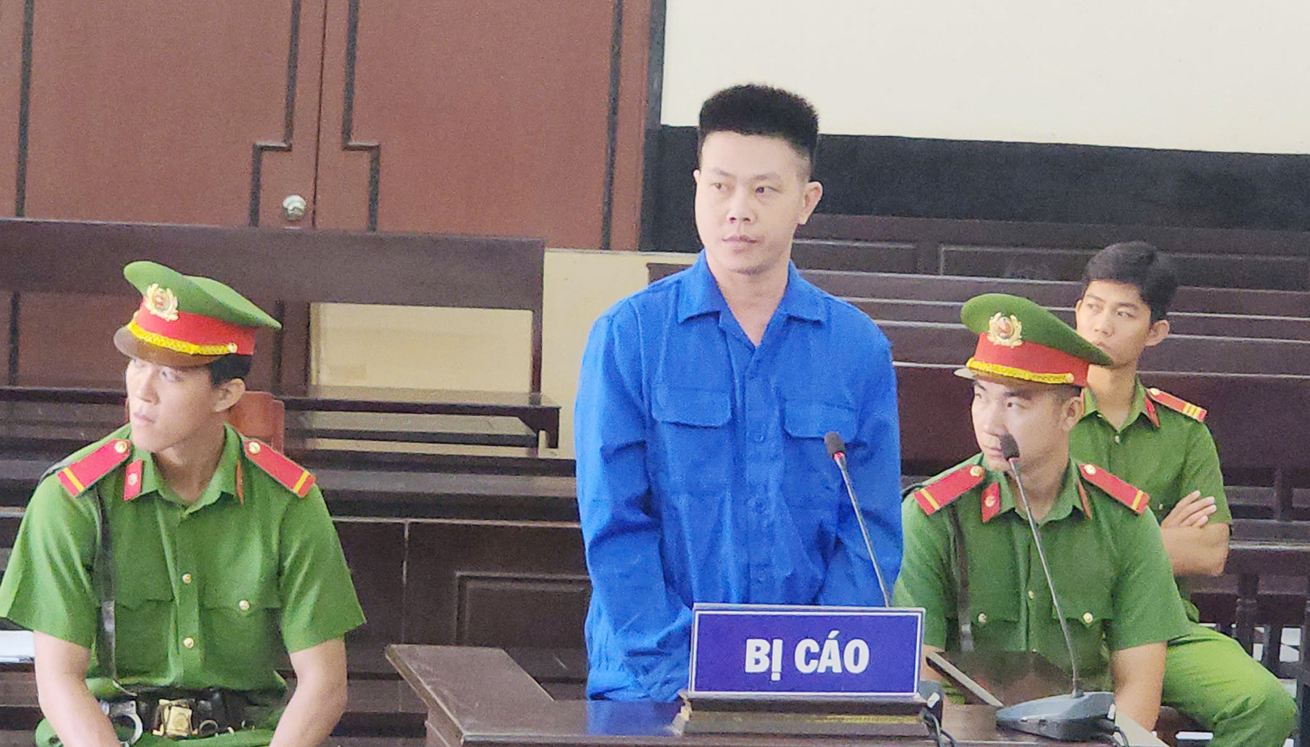 Lừa đảo.jpg
