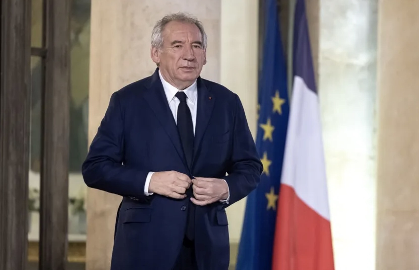 Thủ tướng Bayrou bị phế truất, chính phủ Pháp sụp đổ