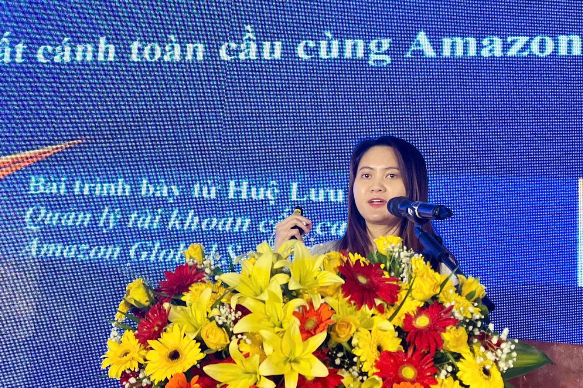 thuong mai dien tu VN 0.jpg