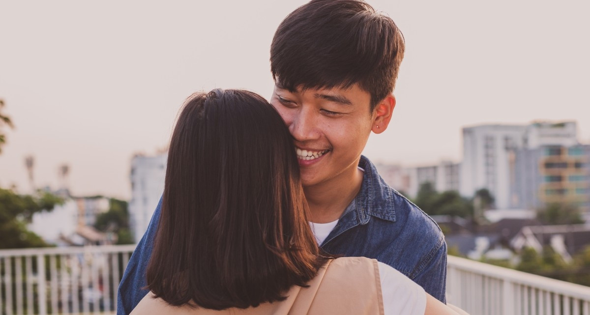 Tưởng chồng tâm lý cho đi du lịch, vợ đau đớn khi trở về nhà