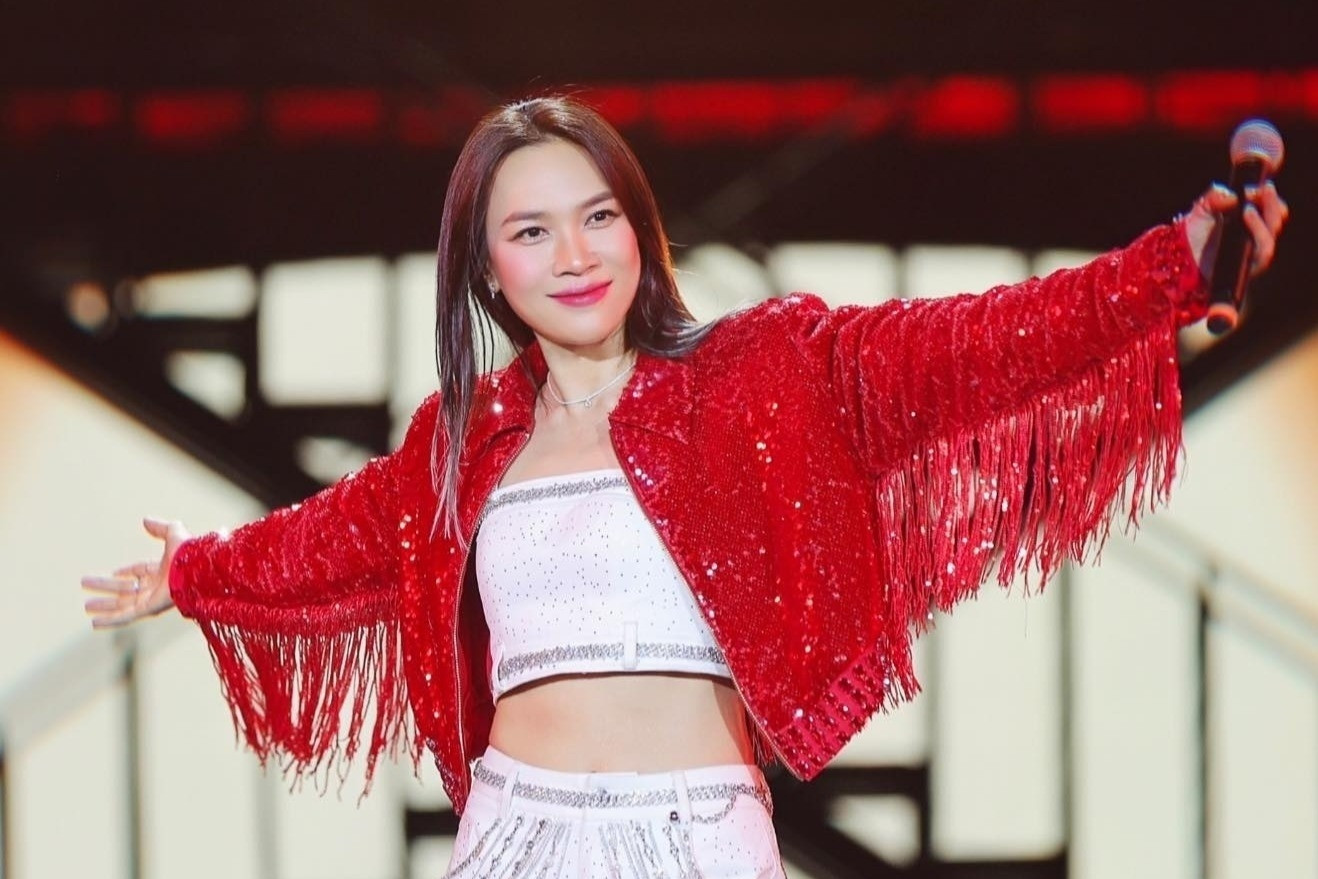 10 điểm cho ca sĩ Mỹ Tâm khi xử lý 'sự cố' trong đêm nhạc tối qua