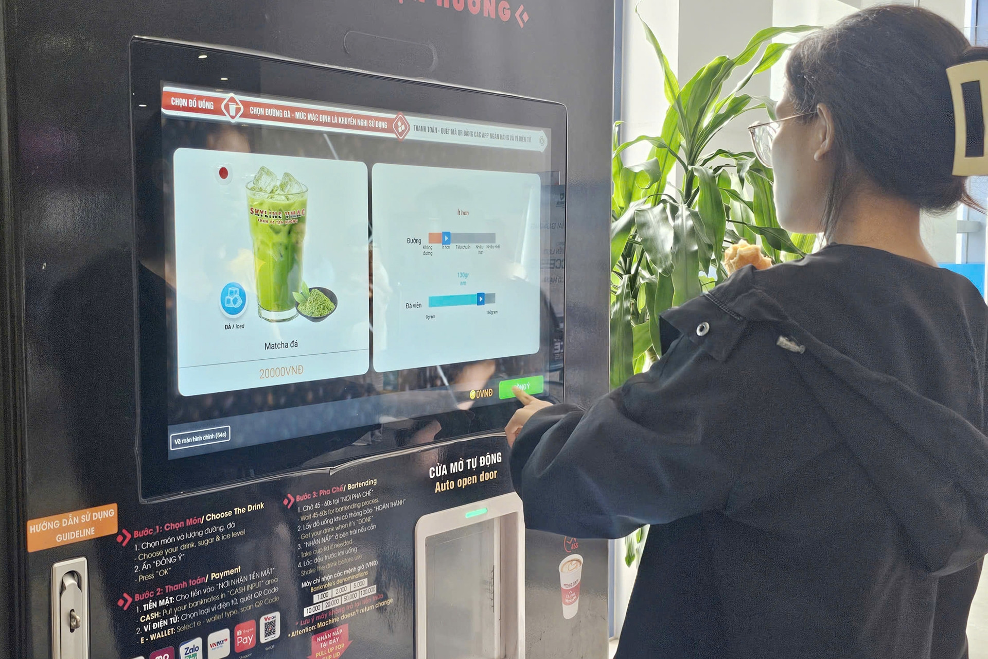 Giao dịch thanh toán dùng không tiền mặt tăng tiếp cả về số lượng và giá trị