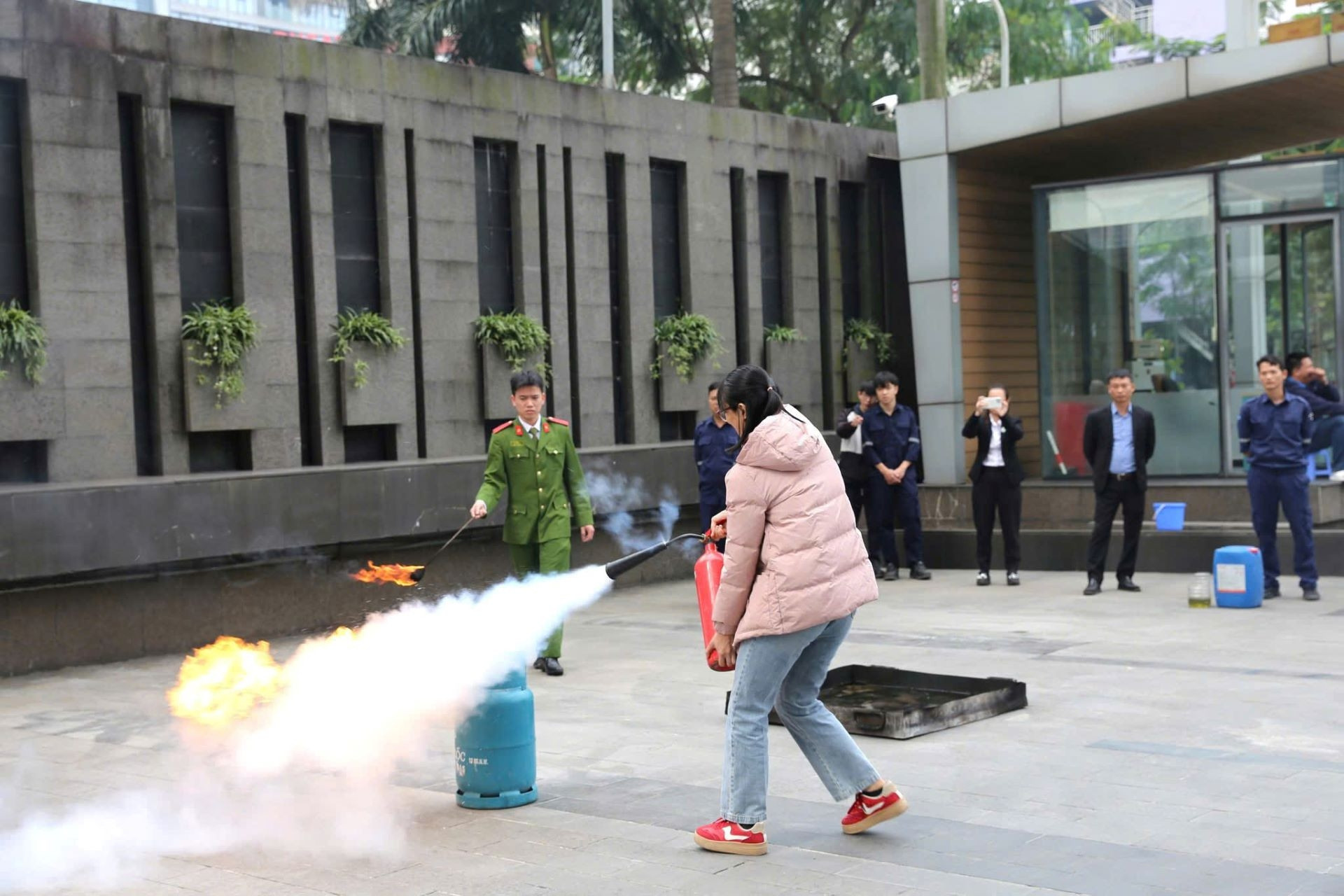 Hà Nội tổ chức huấn luyện PCCC cho lãnh đạo cấp xã