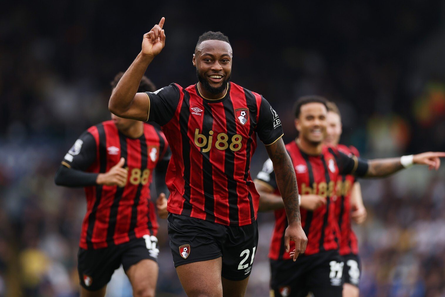 Man City đạt thỏa thuận Semenyo, mức lương ngỡ ngàng