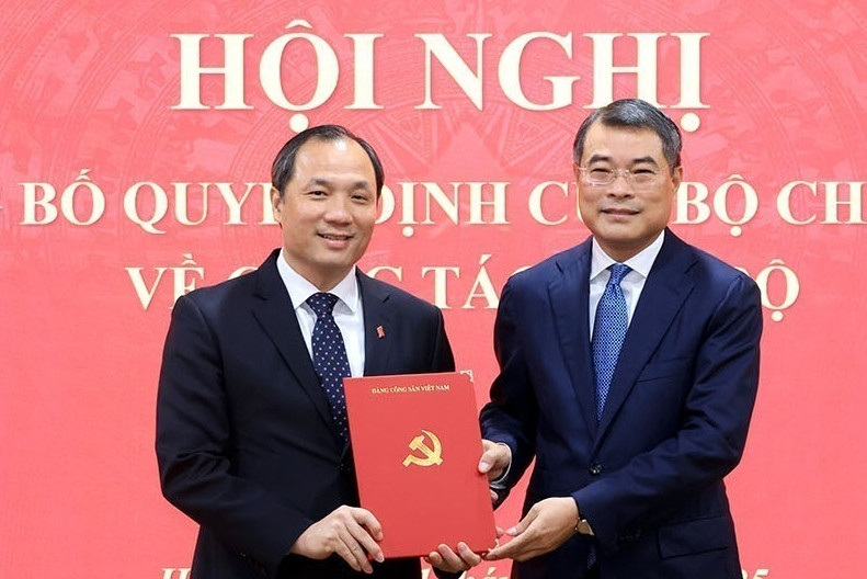 Ông Hoàng Trung Dũng giữ chức Phó trưởng Ban Tổ chức Trung ương